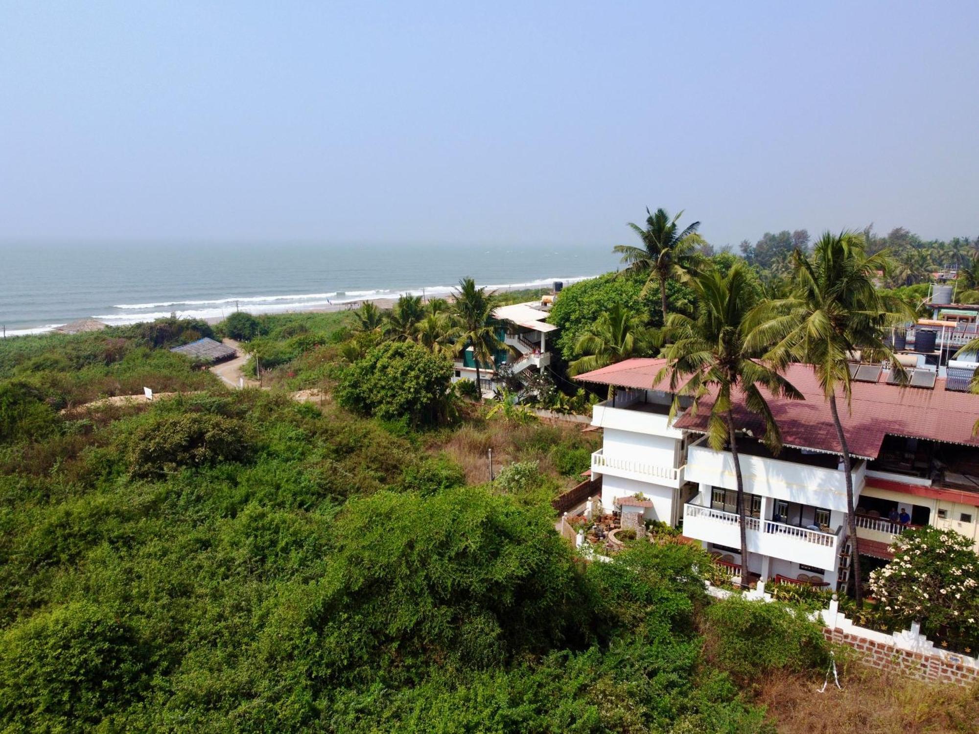 Shanu'S Seaside Inn - A Guesthouse, 100 Metres To Candolim Beach מראה חיצוני תמונה